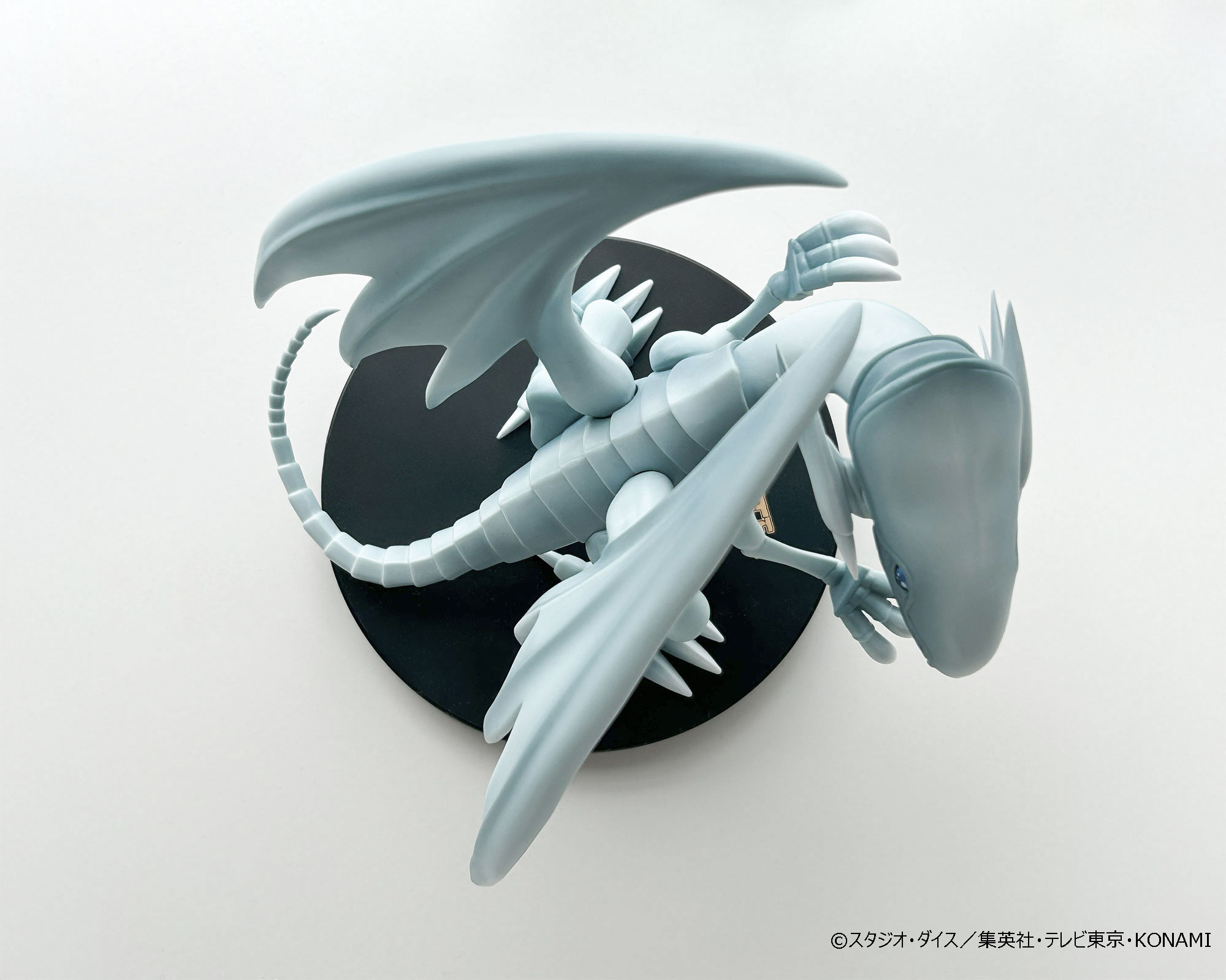 希少 青眼の白龍 3D 遊☆戯☆王」“青眼の白龍”フィギュア、新カラーで登場